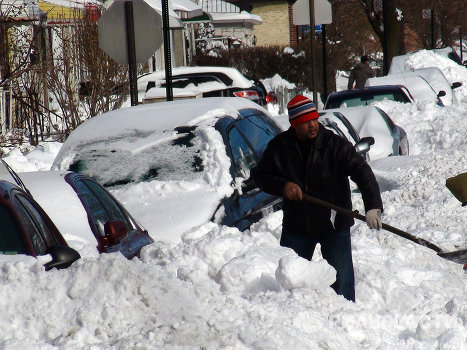 Snow blankets New York City. Topic:Winter weather follies: Winter 2010-2011