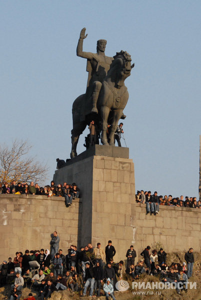 Monument of King Vakhtang Gorgasali in Tbilisi, created by sculptor Elguja Amashukeli in 1967.